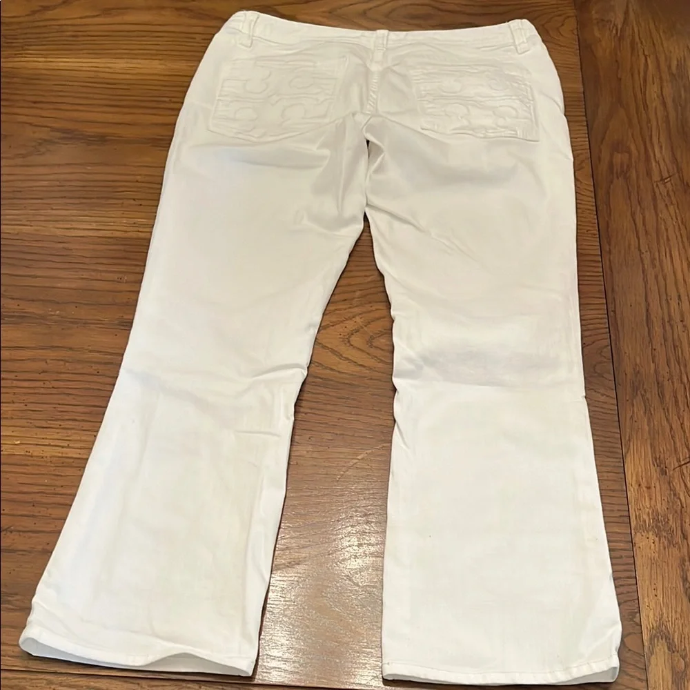 Tory Burch White Cropped Jeans,‎ size 28